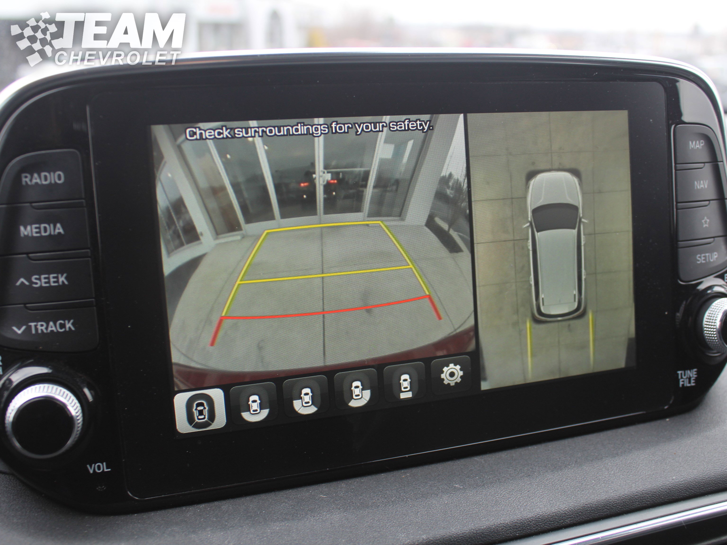 Used 2020 Hyundai Santa Fe Limited image 18