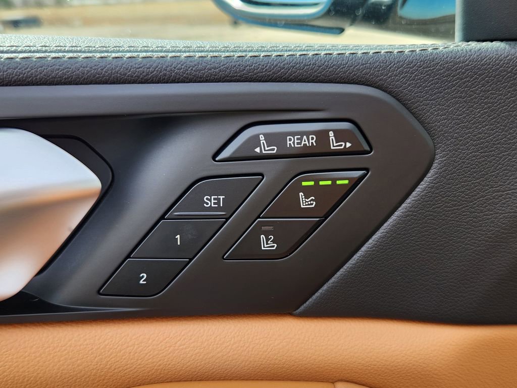 Used 2019 BMW X7 xDrive40i w/ Premium Package image 30