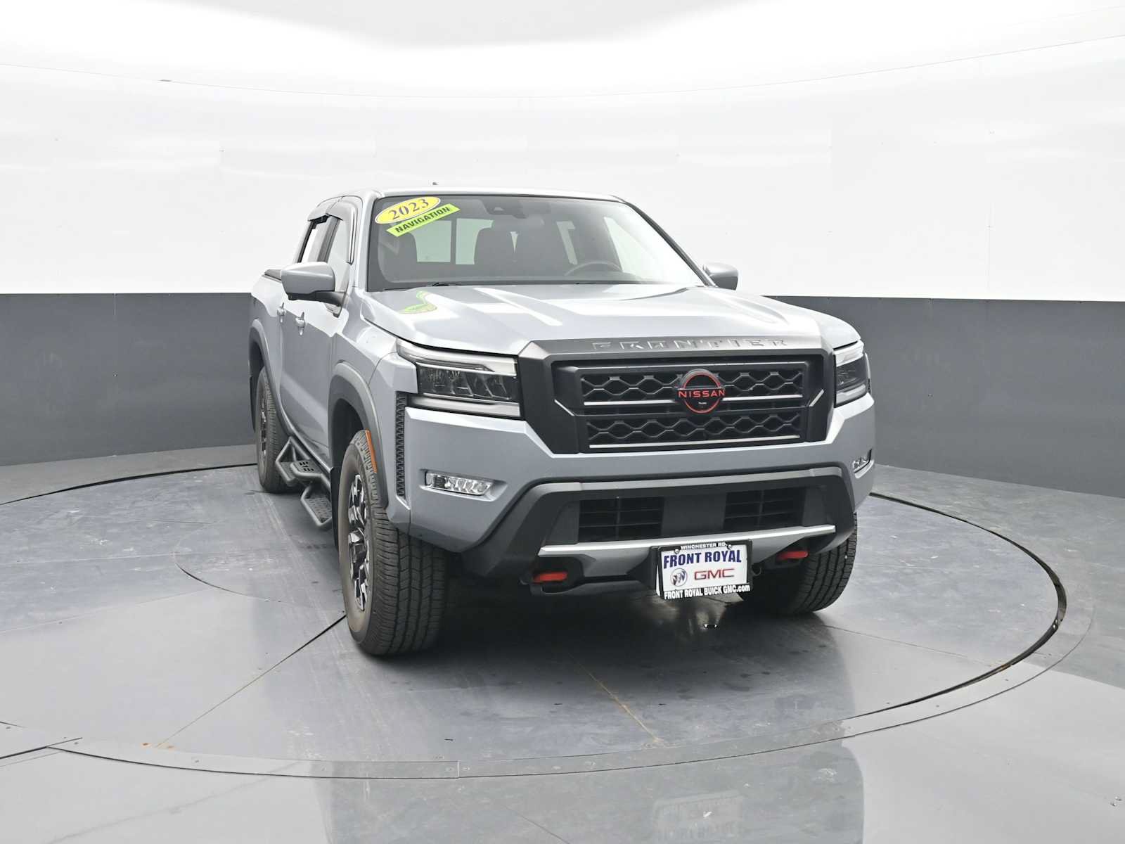 Used 2023 Nissan Frontier PRO-4X w/ Pro Convenience Package AWD/4WD image 2