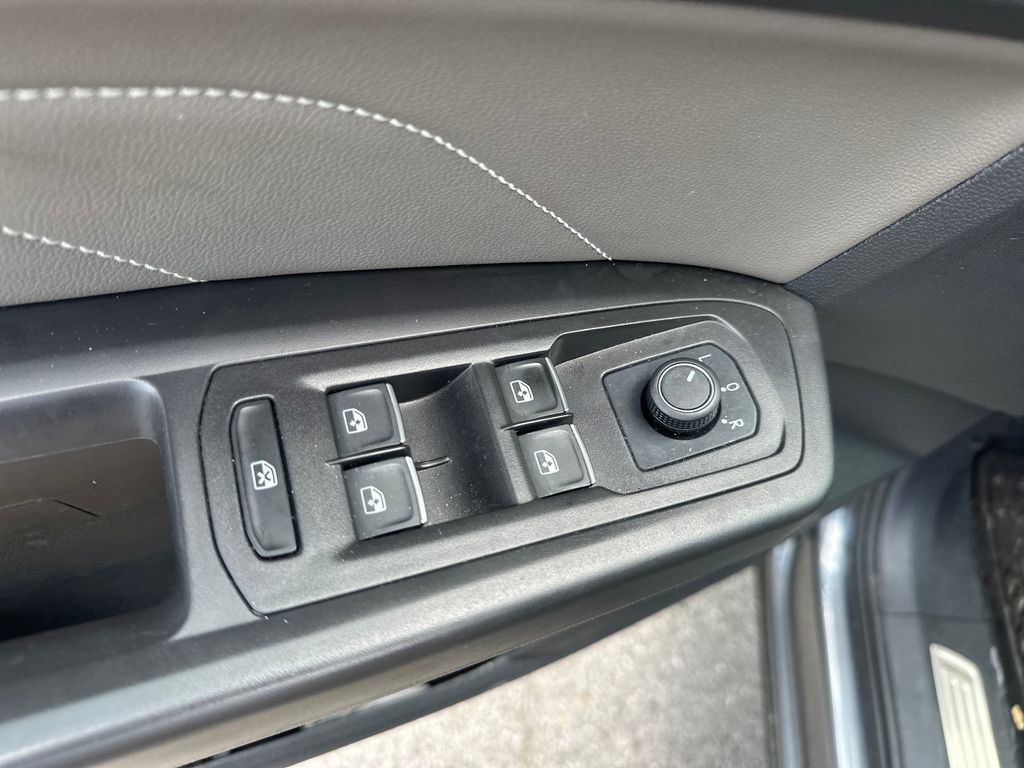 Used 2023 Volkswagen Atlas SE w/ Panoramic Sunroof Package FWD image 43