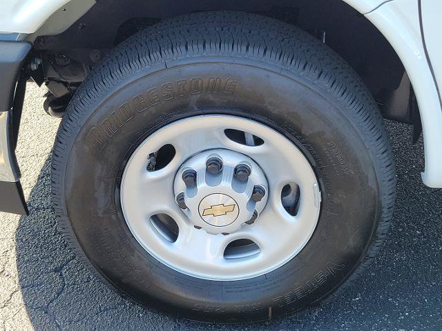 New 2025 Chevrolet Express 3500 w/ Power Convenience Package RWD image 12