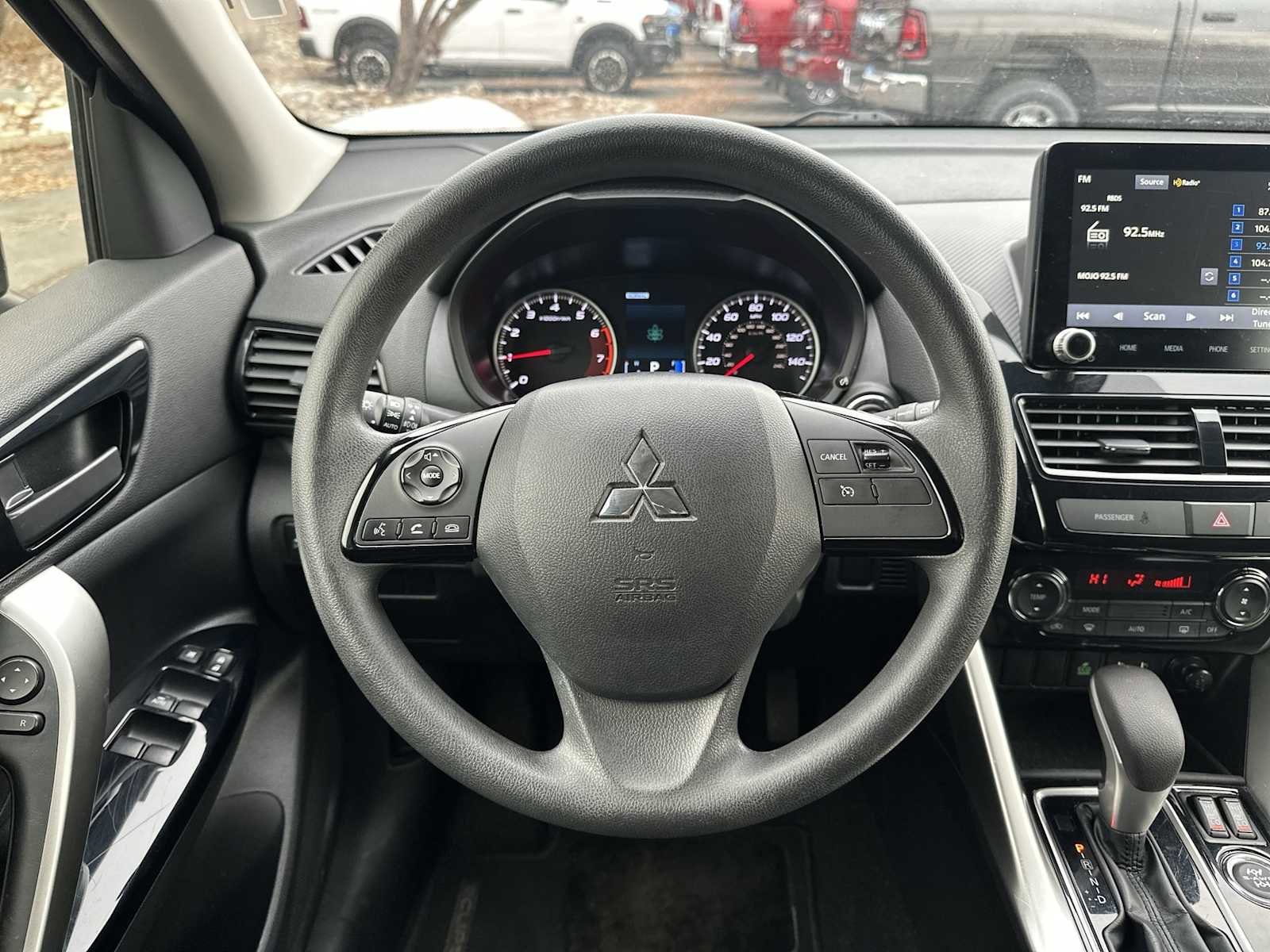 Used 2024 Mitsubishi Eclipse Cross LE image 11