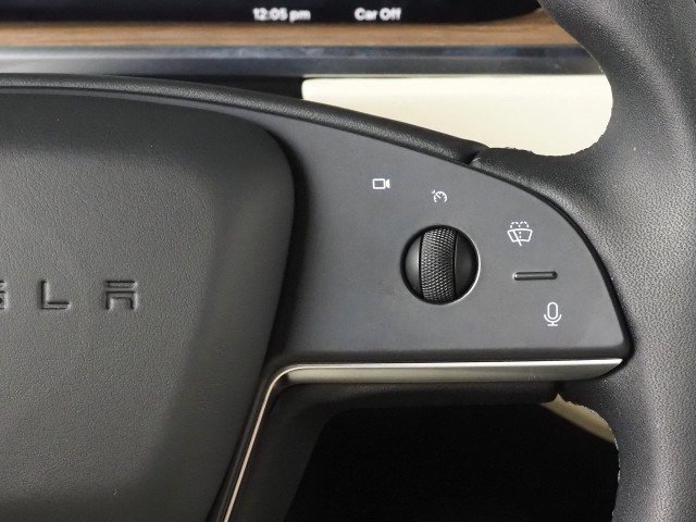 Used 2021 Tesla Model S Plaid image 34