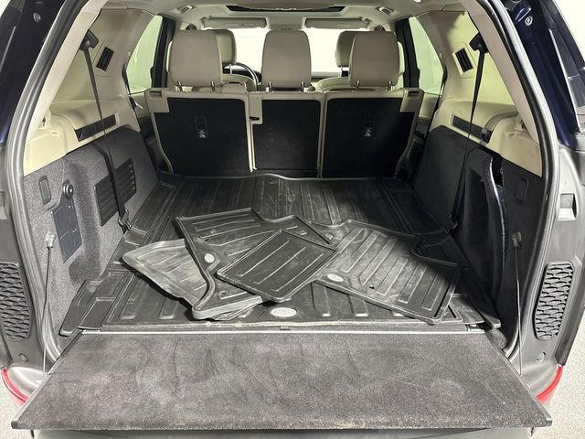 Used 2018 Land Rover Discovery HSE image 34