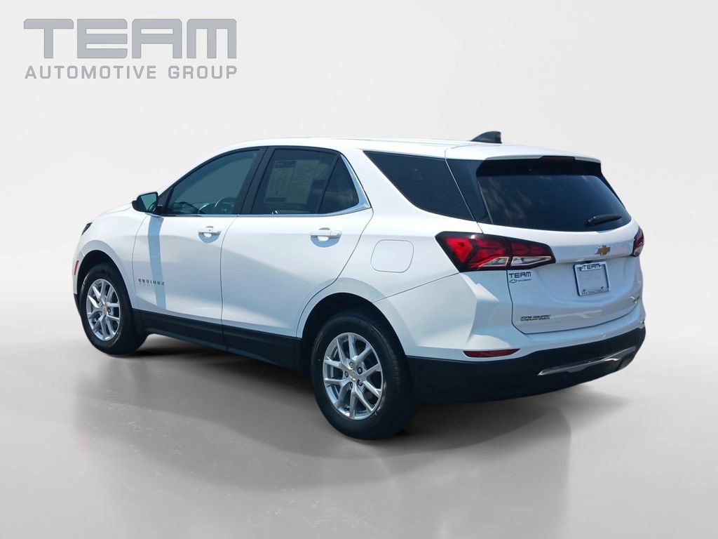 Used 2024 Chevrolet Equinox LT AWD/4WD image 2