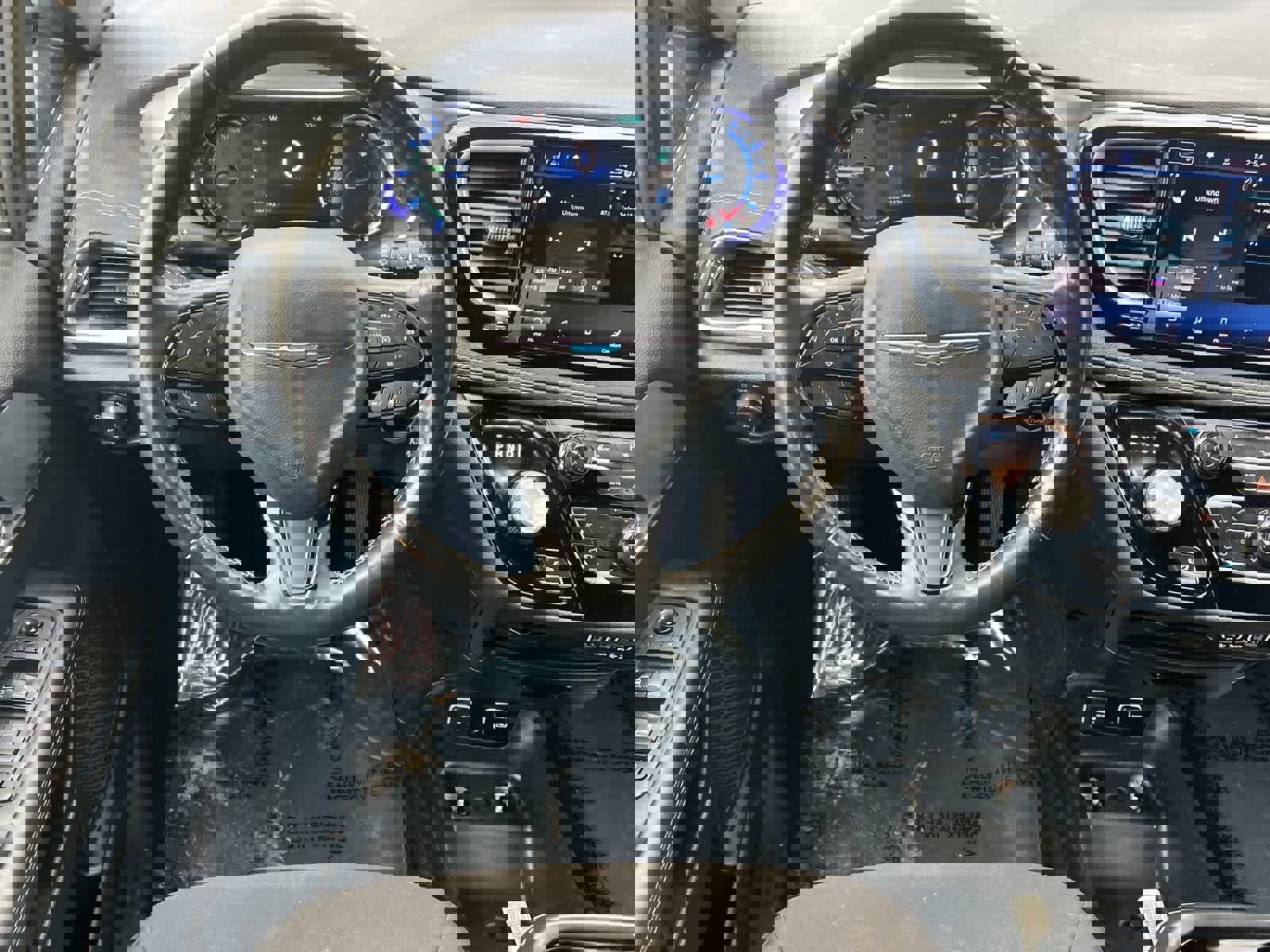 Used 2021 Chrysler Pacifica Touring w/ S Appearance Package image 15