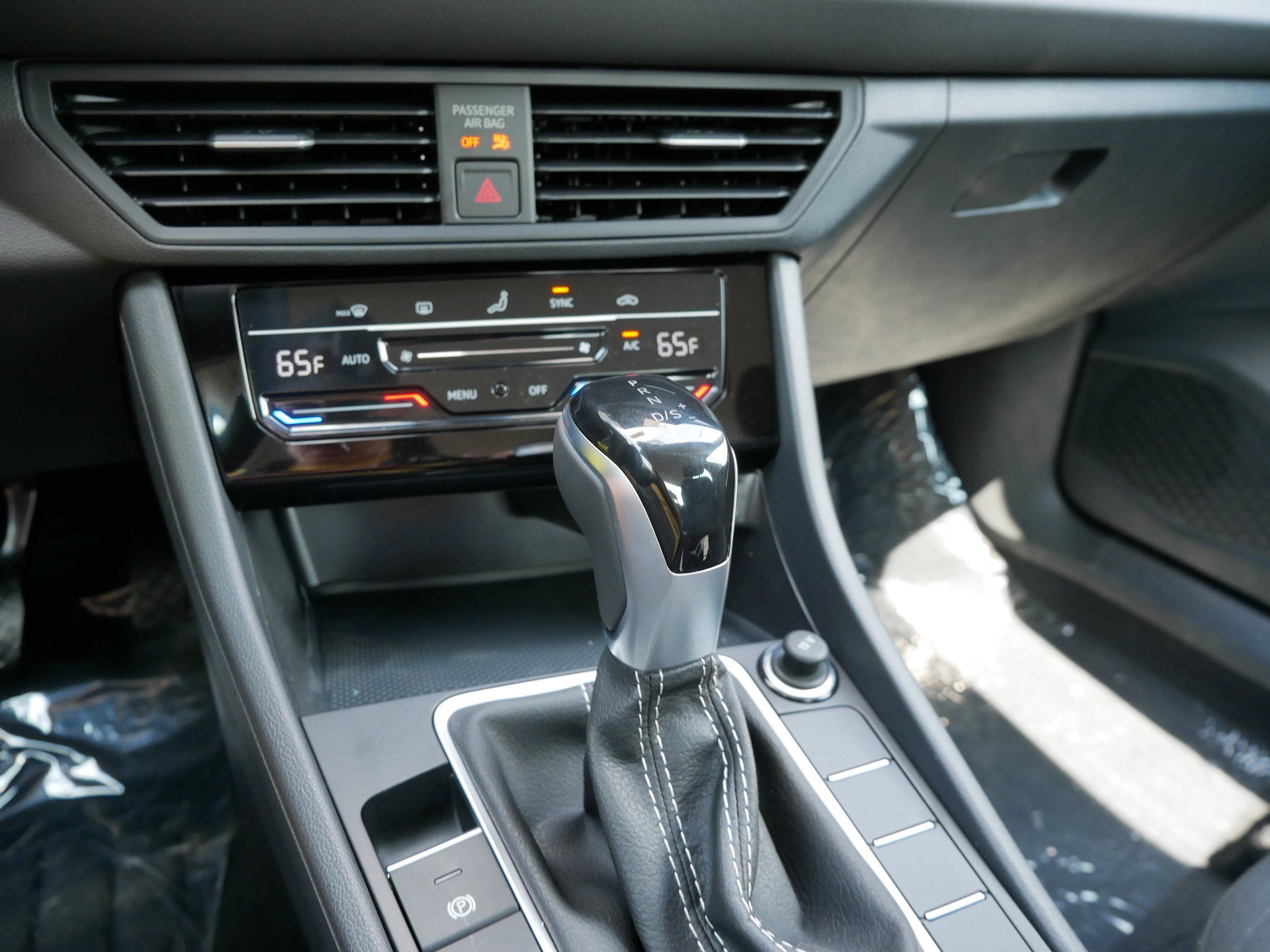 New 2025 Volkswagen Jetta S image 6