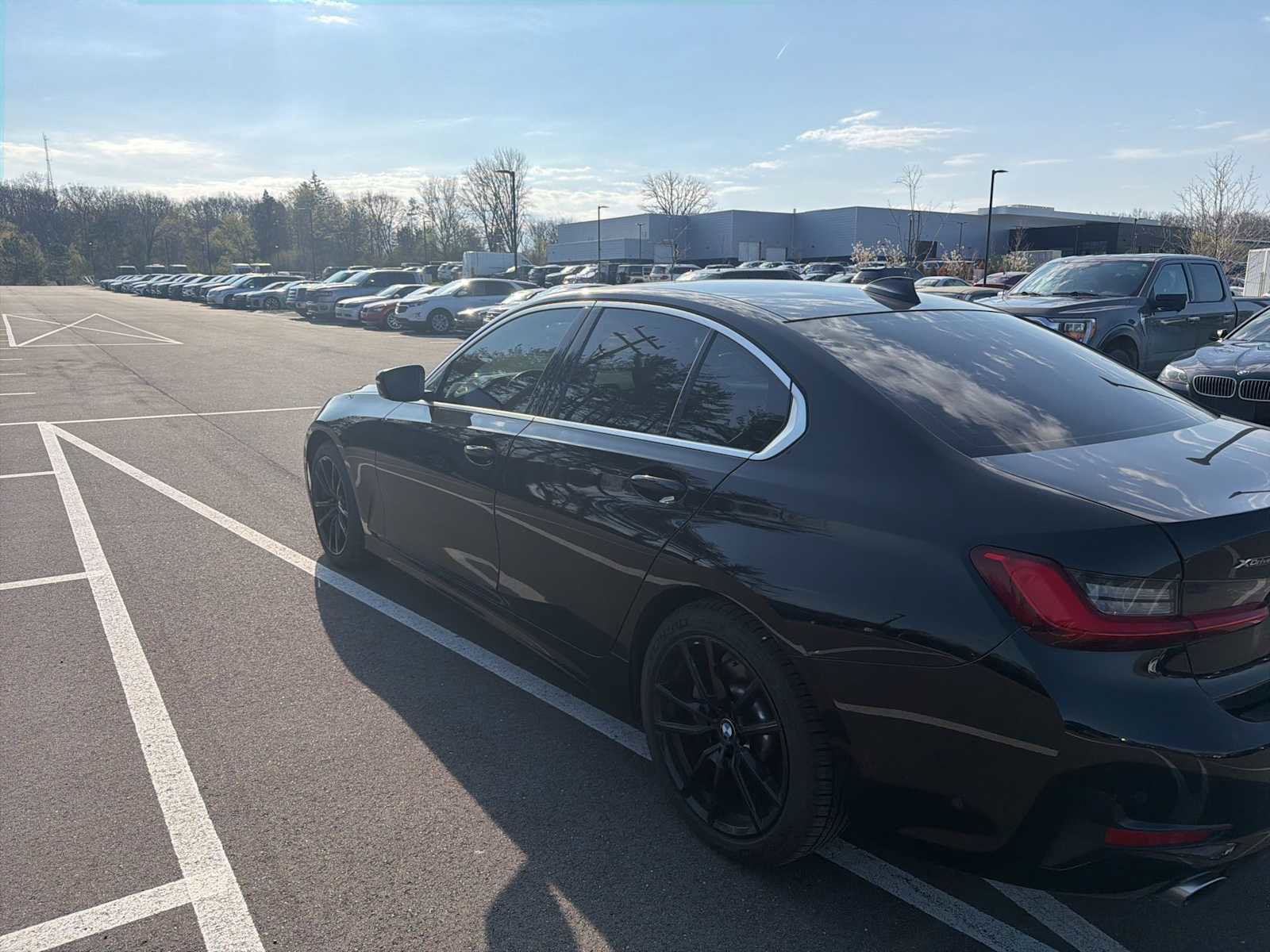 Used 2020 BMW 330i xDrive Sedan w/ Premium Package AWD/4WD image 11