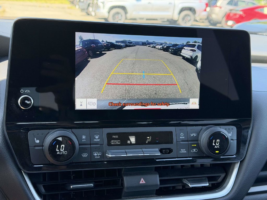 Used 2025 Toyota Grand Highlander AWD image 31
