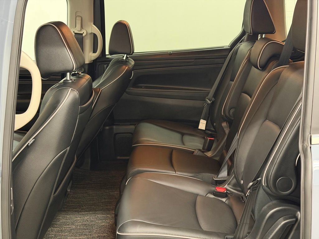 Used 2025 Honda Odyssey Touring image 30