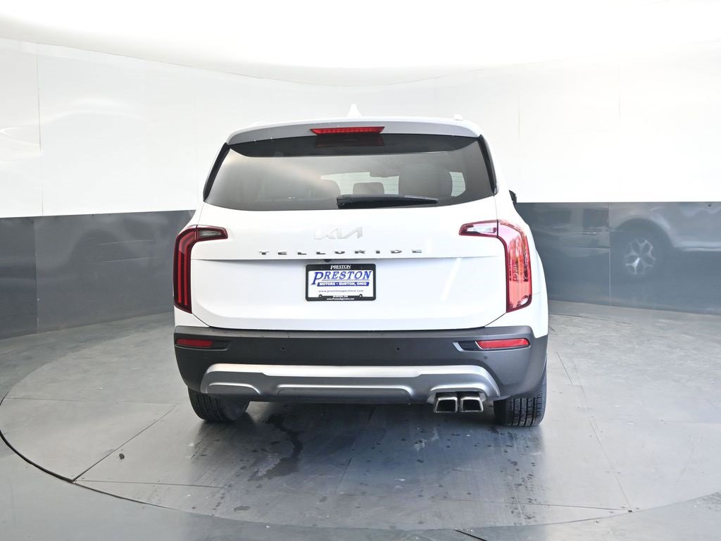 Used 2022 Kia Telluride EX image 4