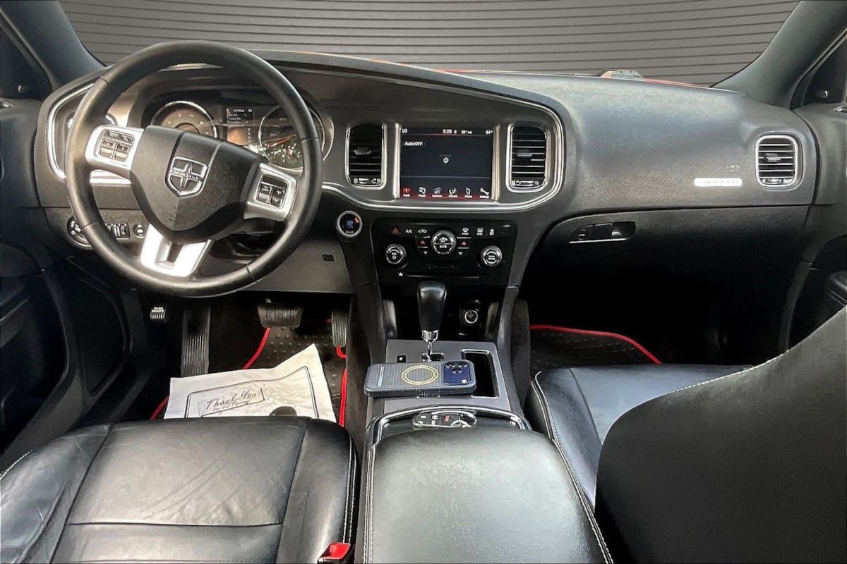 Used 2012 Dodge Charger R/T RWD image 7