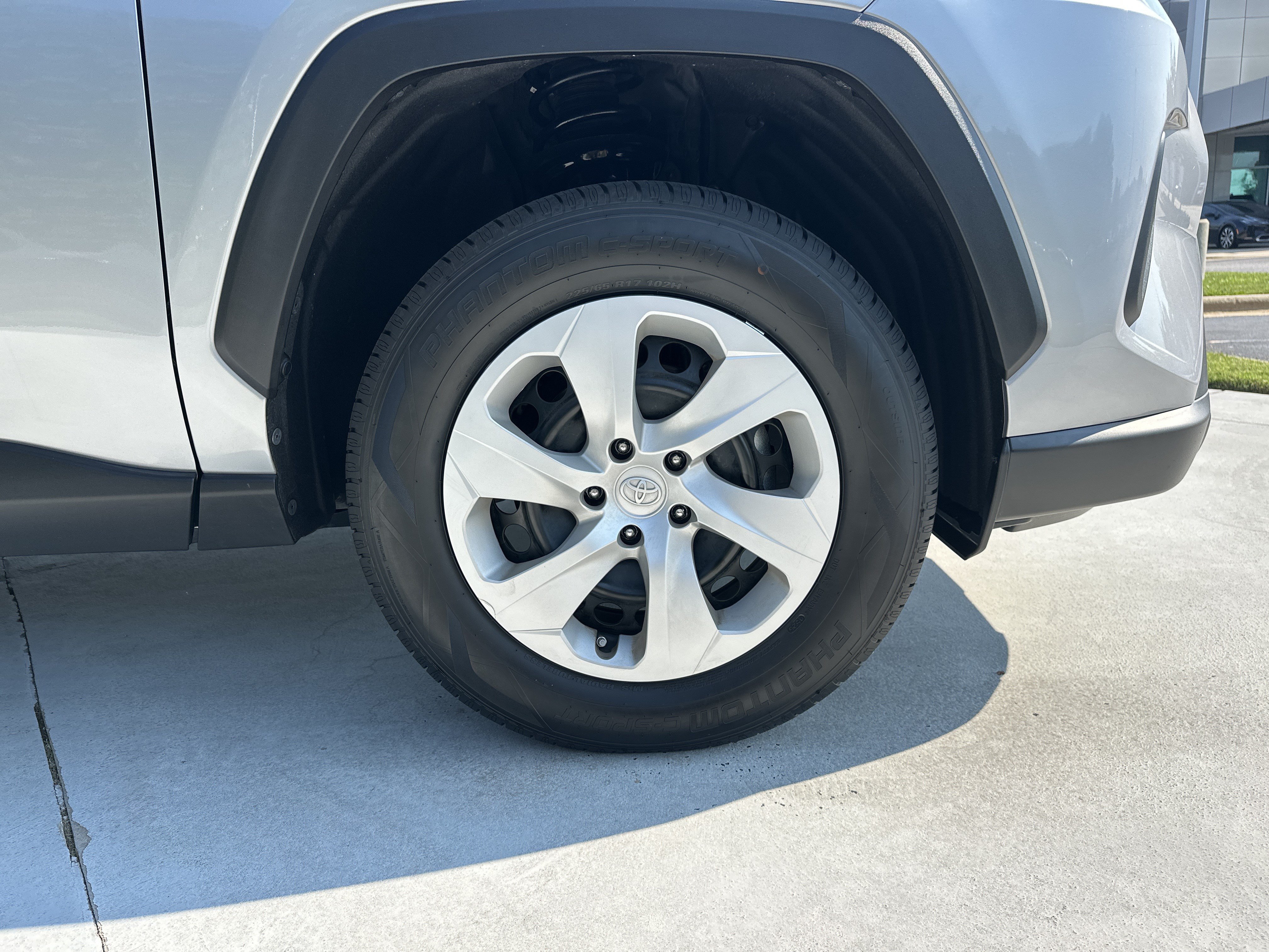 Certified 2024 Toyota RAV4 LE FWD image 13