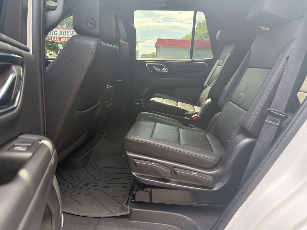 Used 2023 Chevrolet Tahoe Z71 w/ Luxury Package AWD/4WD image 11