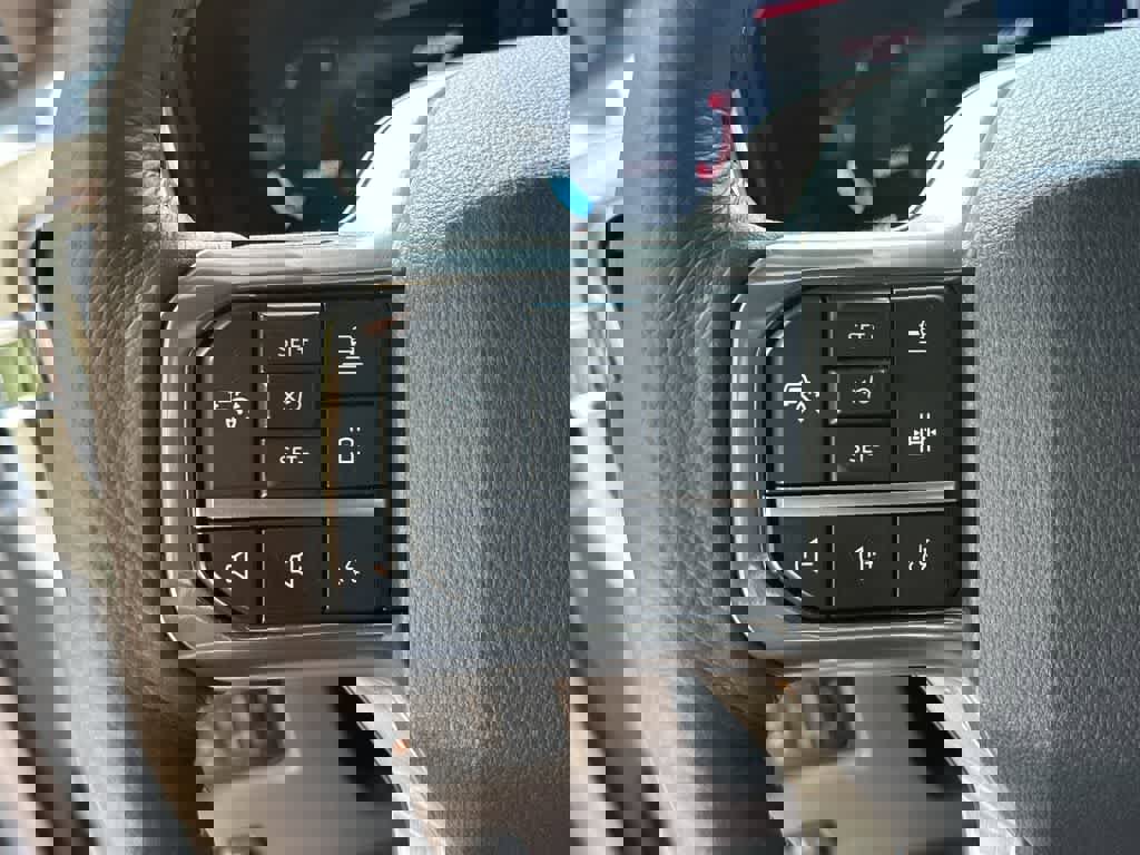 Used 2025 Ford F250 King Ranch w/ Chrome Package image 41