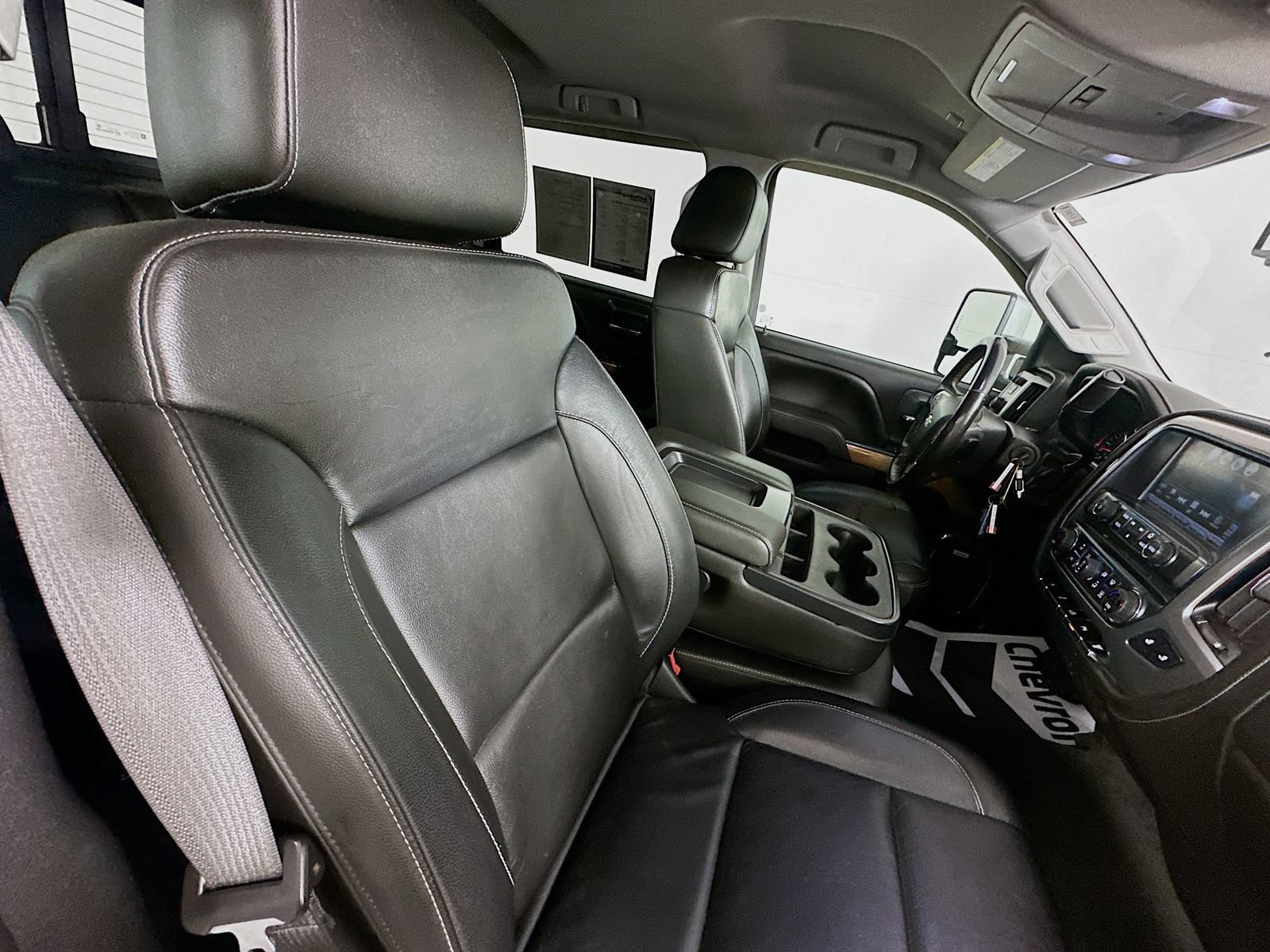 Used 2018 Chevrolet Silverado 2500 LTZ w/ Duramax Plus Package AWD/4WD image 25