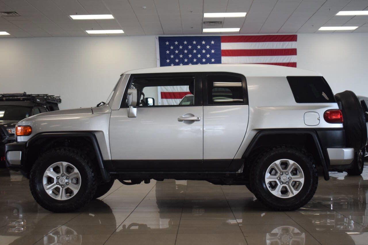 Used 2008 Toyota FJ Cruiser 4WD image 17