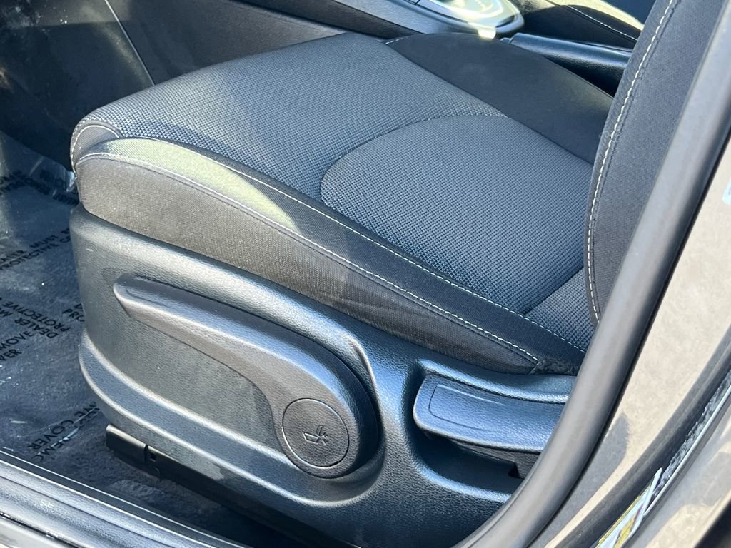 Used 2024 Kia Forte LXS image 19