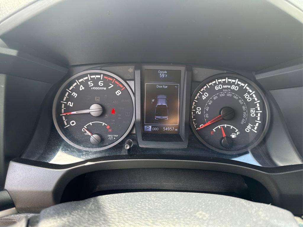 Used 2020 Toyota Tacoma SR image 22