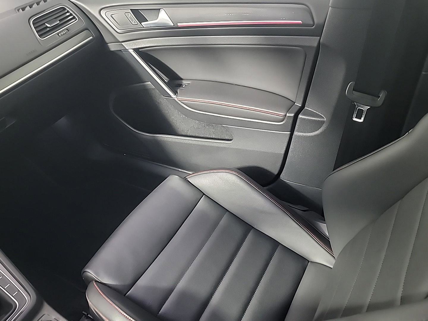 Used 2020 Volkswagen GTI Autobahn image 21