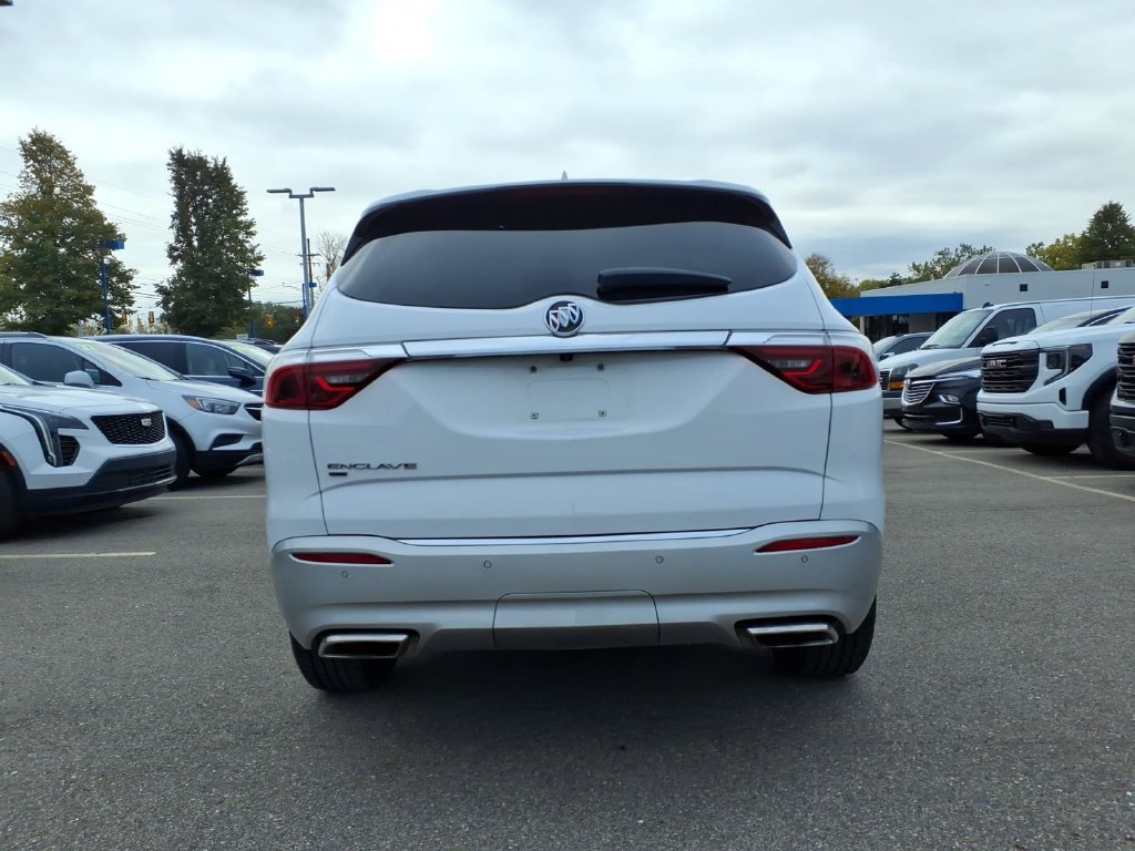 Certified 2023 Buick Enclave Essence AWD/4WD image 6