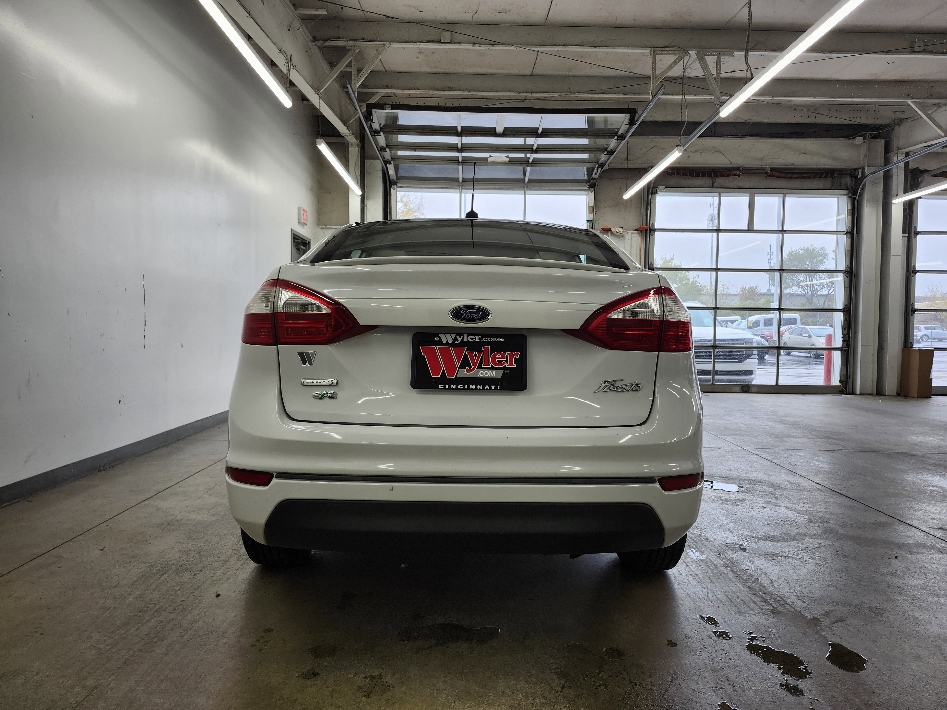 Used 2014 Ford Fiesta SE image 31