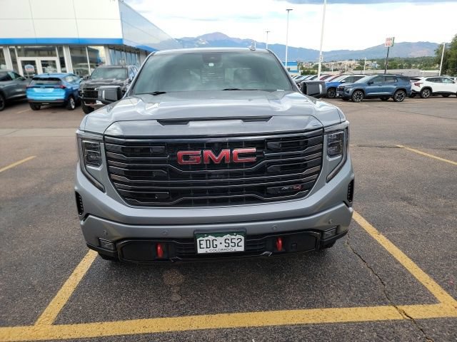 Used 2024 GMC Sierra 1500 AT4 w/ Technology Package AWD/4WD image 2