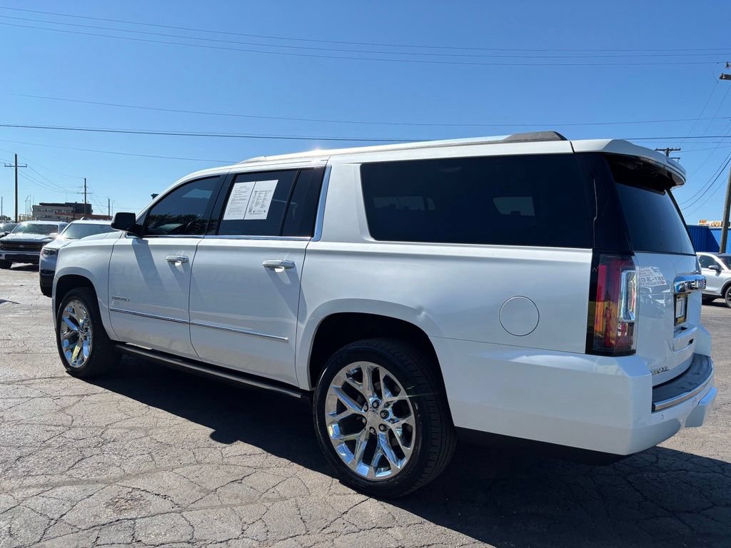 Used 2020 GMC Yukon XL Denali w/ Denali Ultimate Package AWD/4WD image 7
