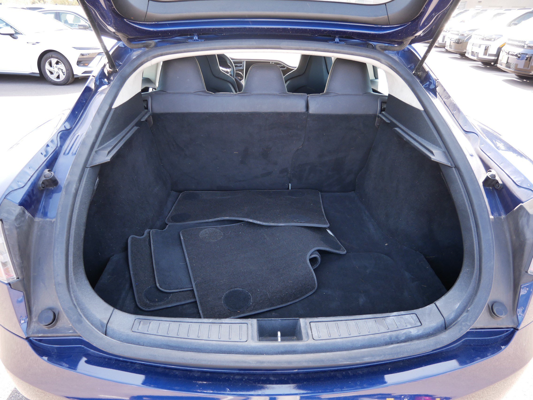 Used 2016 Tesla Model S AWD image 18