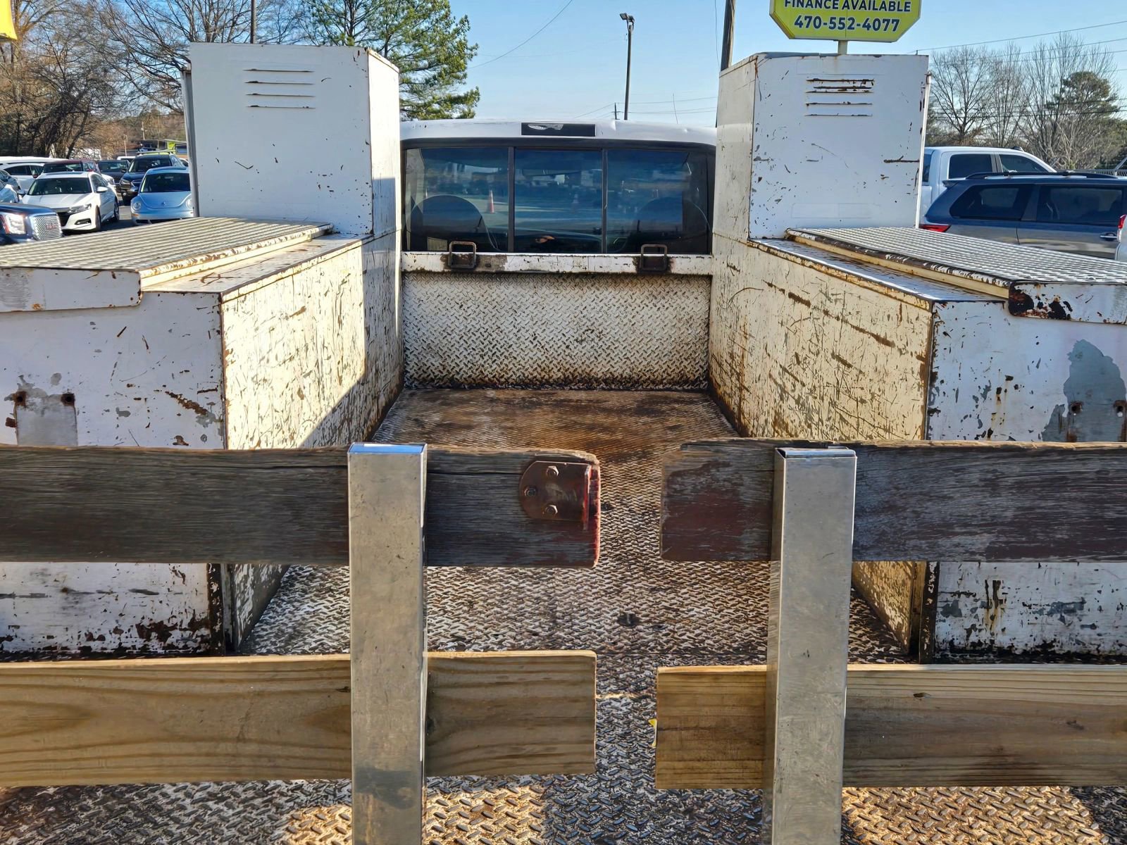 Used 2004 Ford F550 2WD Regular Cab Super Duty image 6