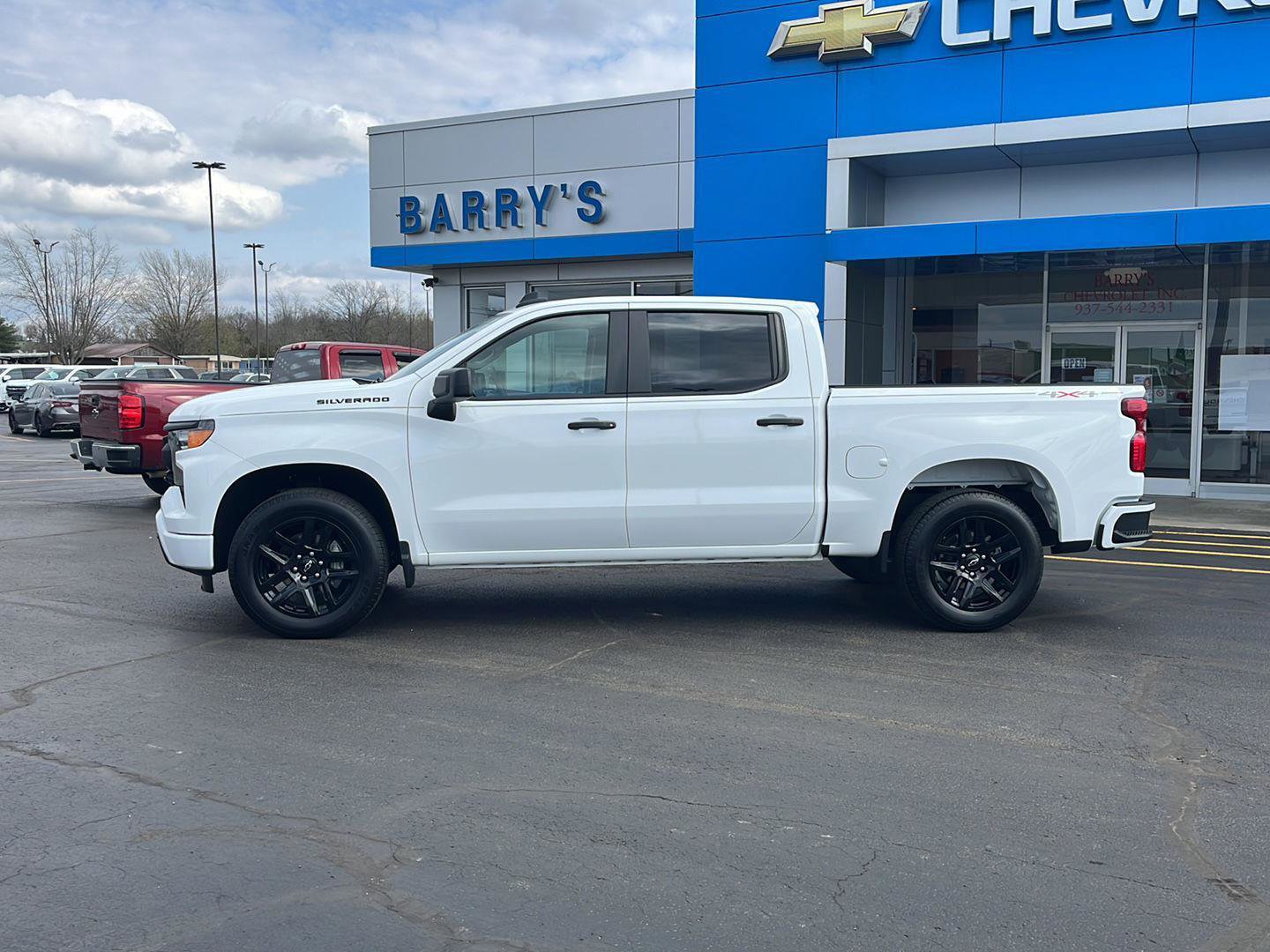 Used 2023 Chevrolet Silverado 1500 Custom w/ LPO, Dark Essentials Package image 2
