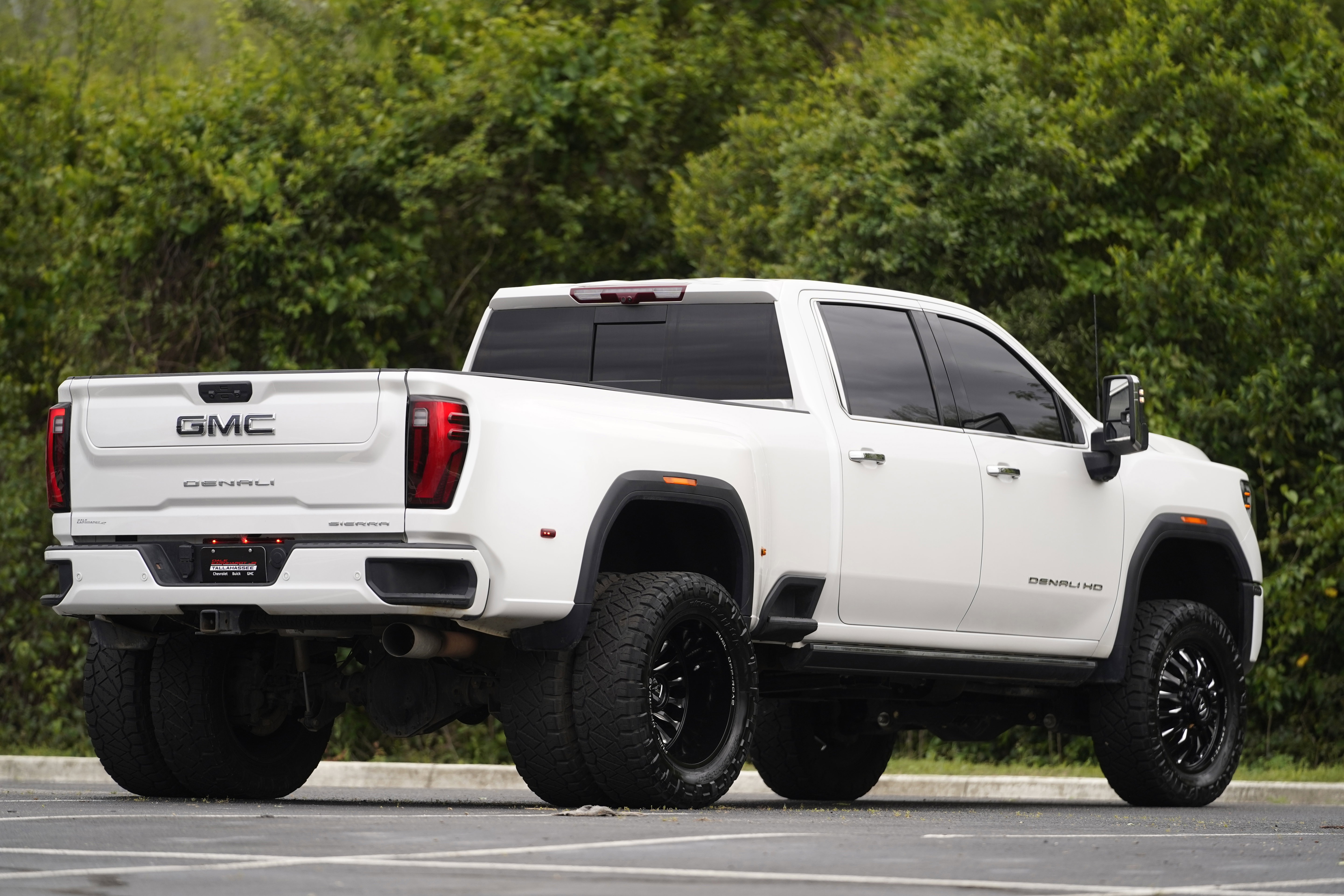 Used 2025 GMC Sierra 3500 Denali Ultimate AWD/4WD image 45