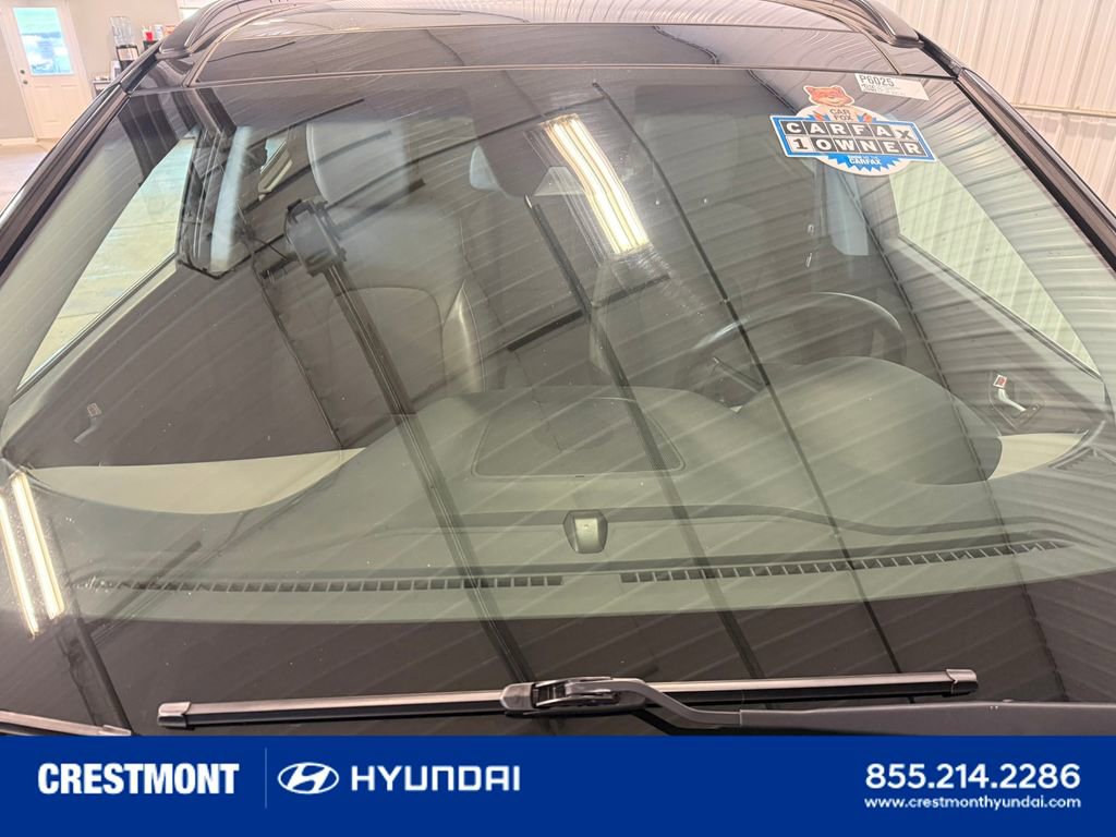 Used 2017 Hyundai Santa Fe Sport 2.0T AWD/4WD image 21