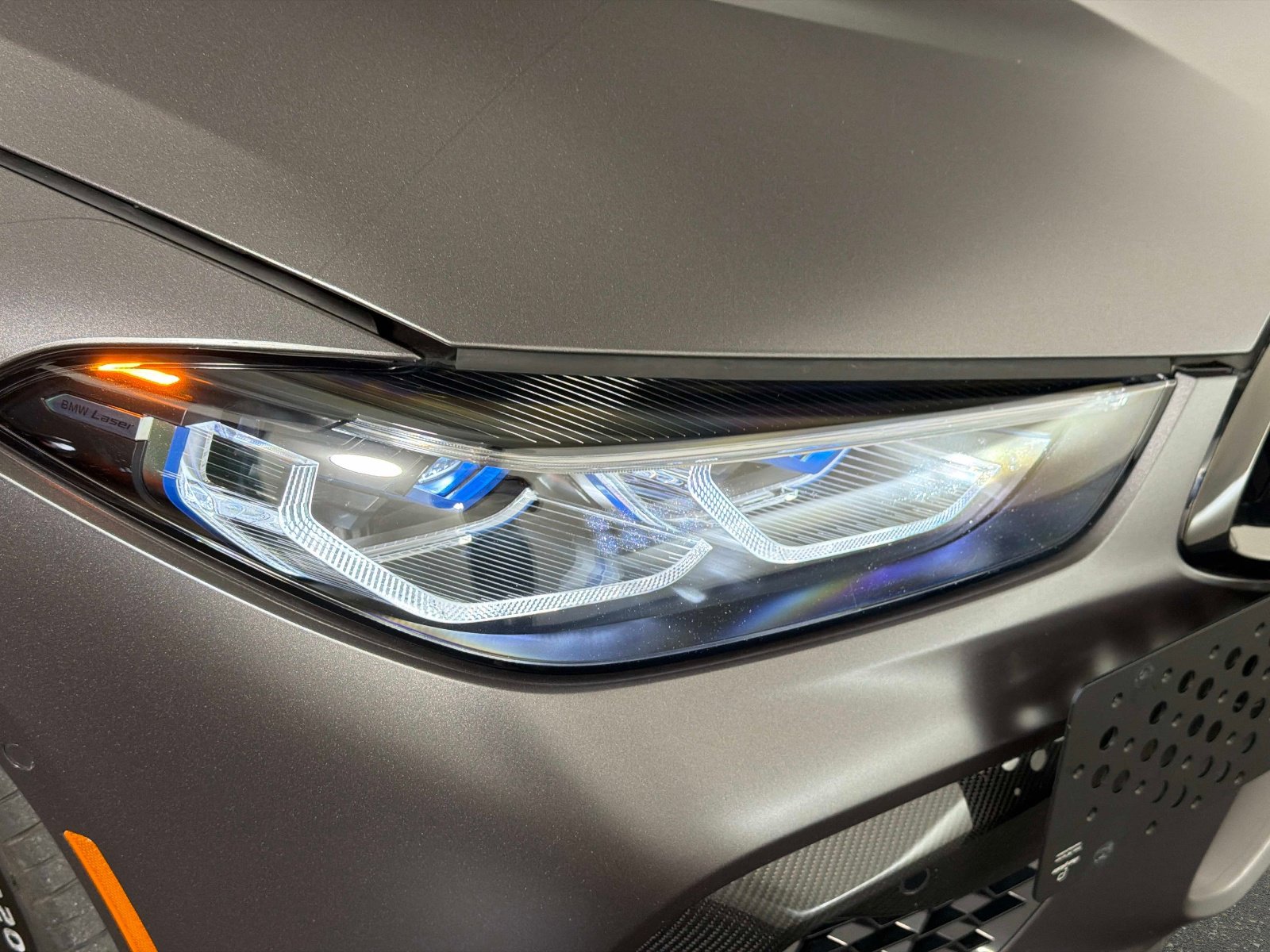 Used 2024 BMW M8 Competition image 9