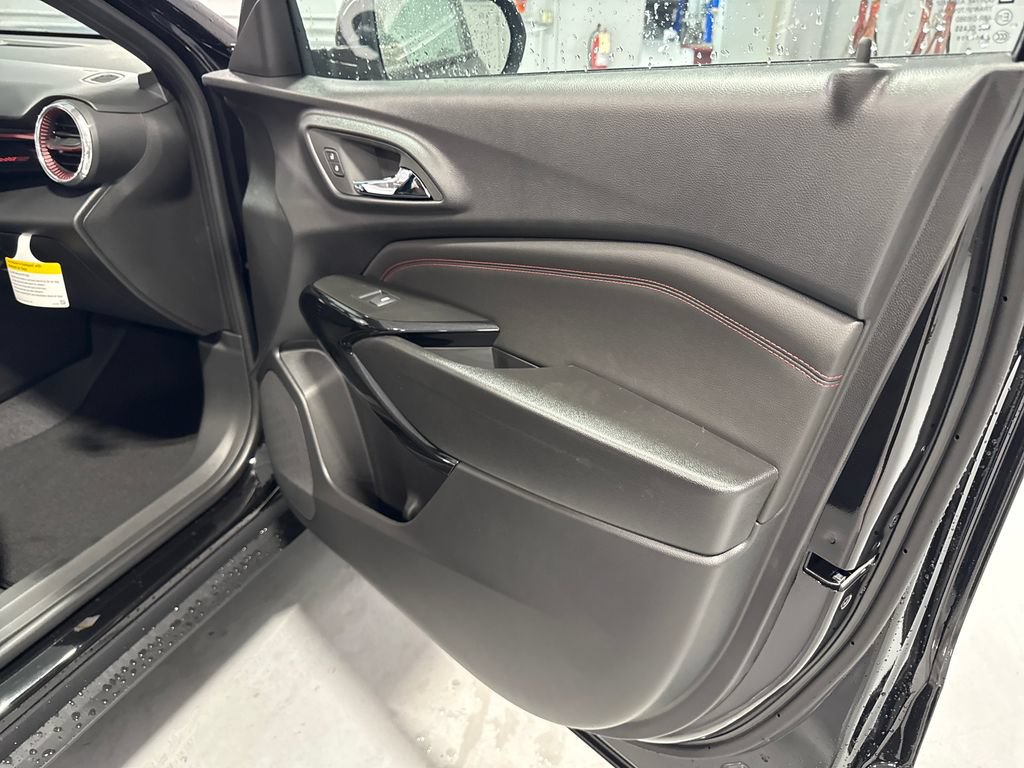 New 2026 Chevrolet Trax RS w/ Driver Confidence Package FWD image 37