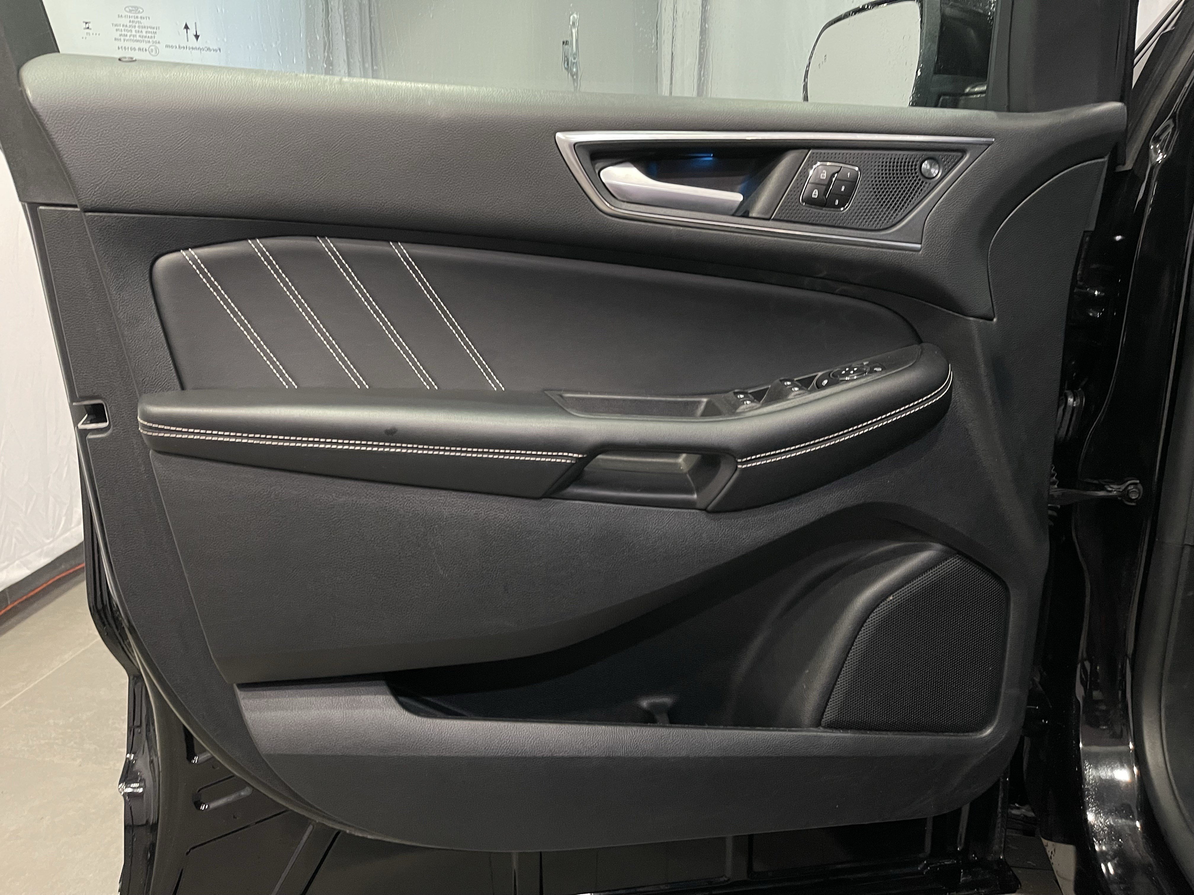 Used 2023 Ford Edge ST AWD/4WD image 12