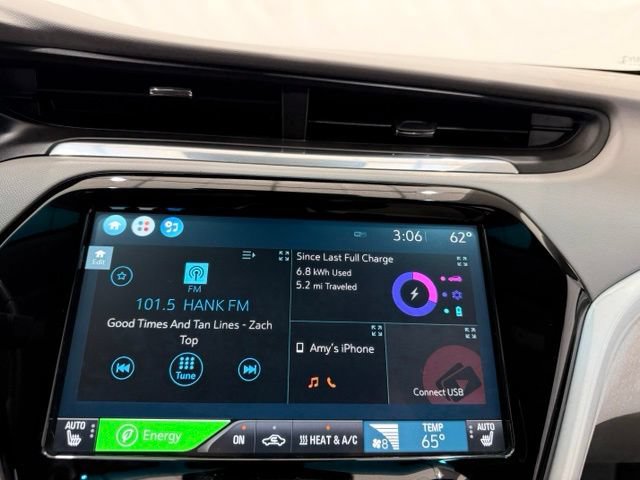 Used 2017 Chevrolet Bolt Premier w/ Driver Confidence II Package FWD image 30