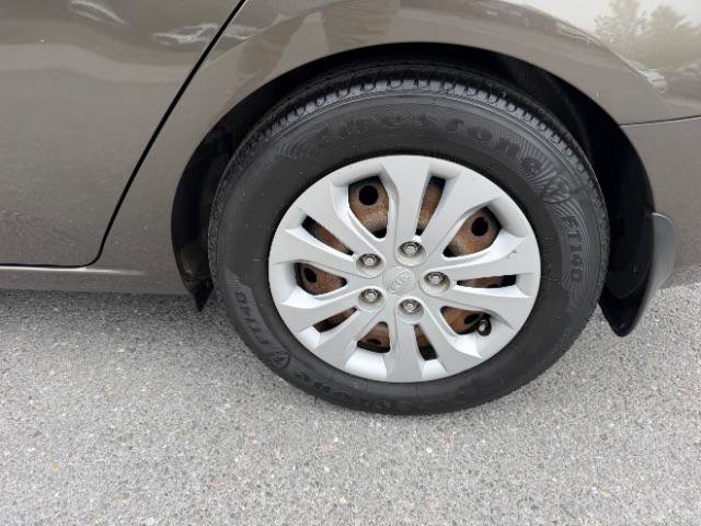 Used 2011 Kia Forte EX FWD image 12