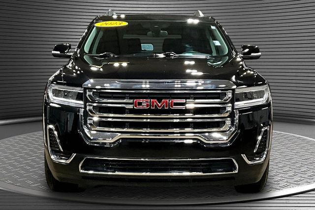Used 2023 GMC Acadia SLE w/ Driver Convenience Package FWD image 2
