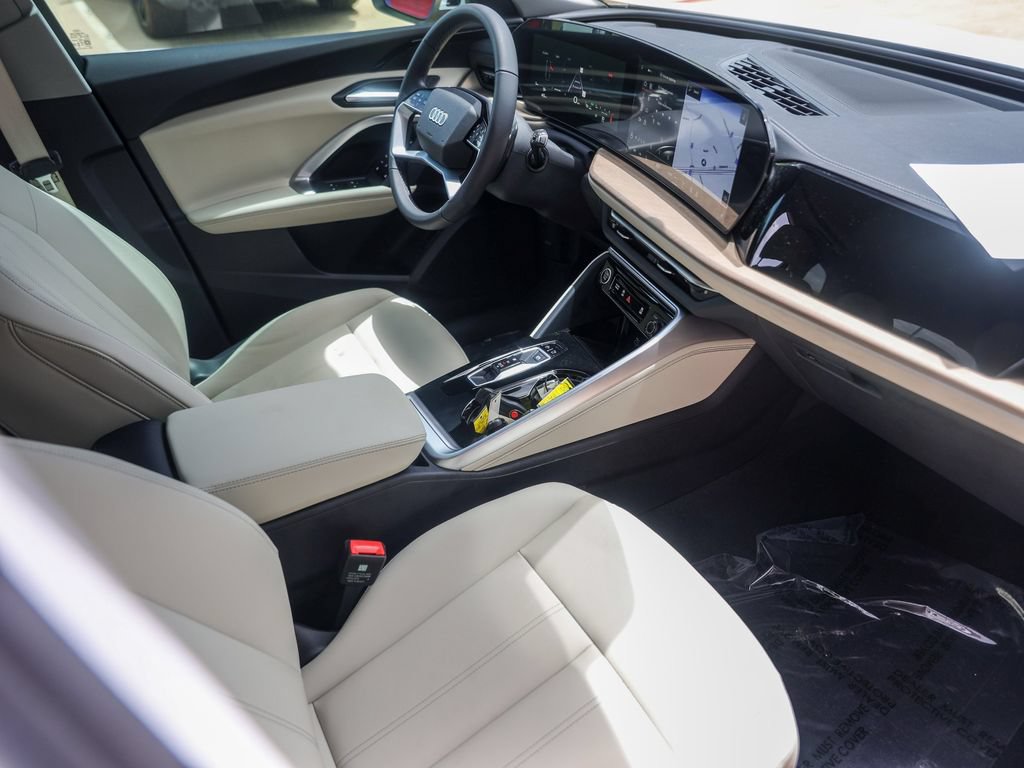 Used 2025 Audi Q5 Premium AWD/4WD image 35