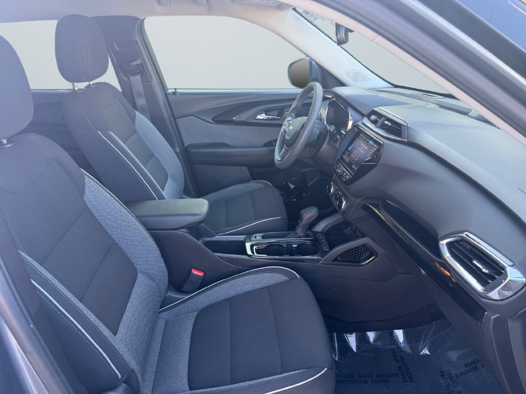 Used 2021 Chevrolet TrailBlazer LT w/ Convenience Package AWD/4WD image 15
