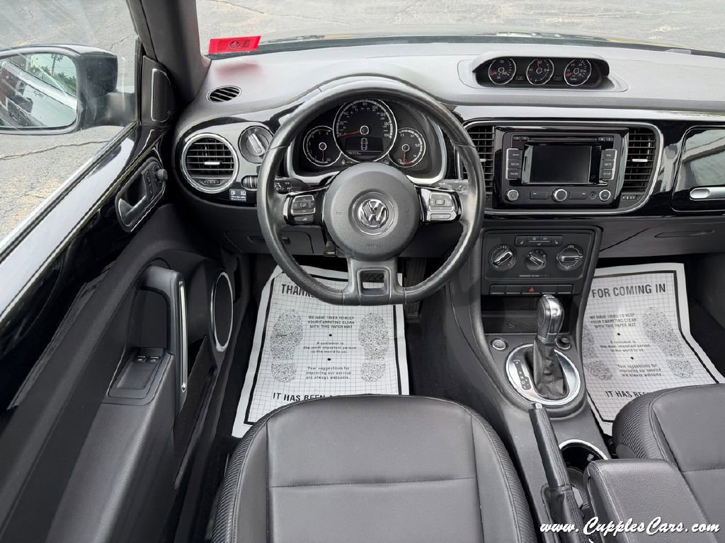Used 2013 Volkswagen Beetle TDI FWD image 19