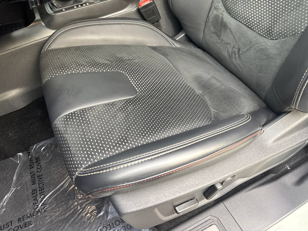 Used 2024 Ford Bronco Raptor w/ Interior Carbon Fiber Pack 6 AWD/4WD image 32