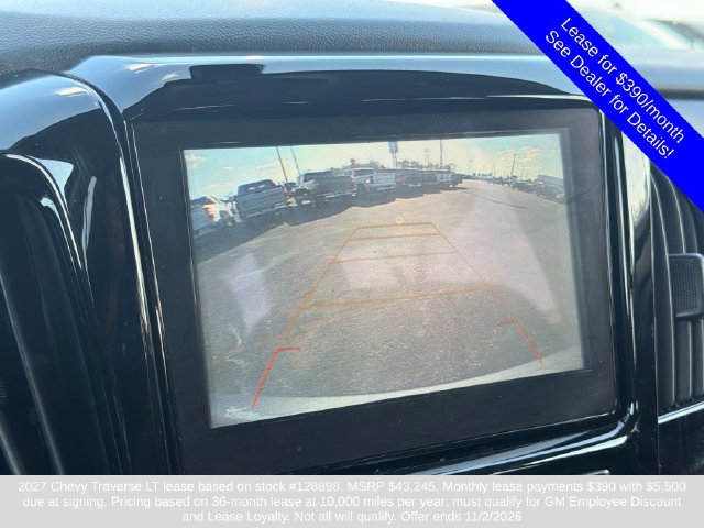 Used 2019 Chevrolet Traverse LT FWD image 24