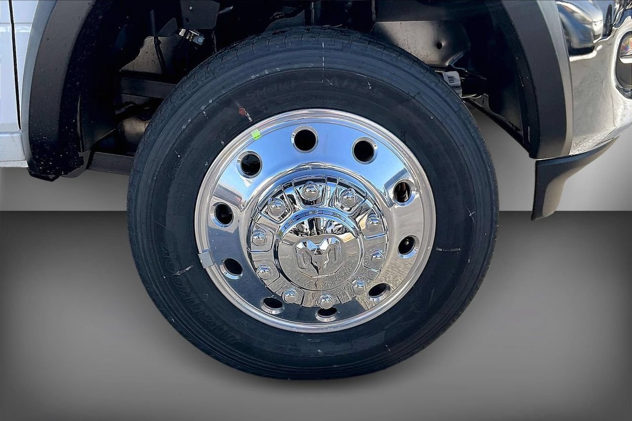 New 2026 RAM 4500 Tradesman w/ Chrome Appearance Group AWD/4WD image 27