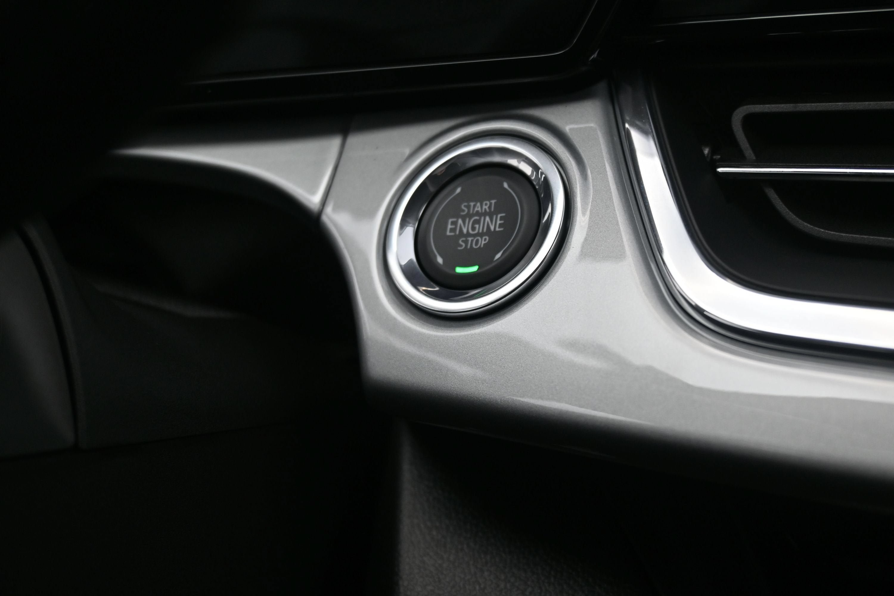 New 2026 Chevrolet Trax LT w/ Sunroof Package FWD image 19