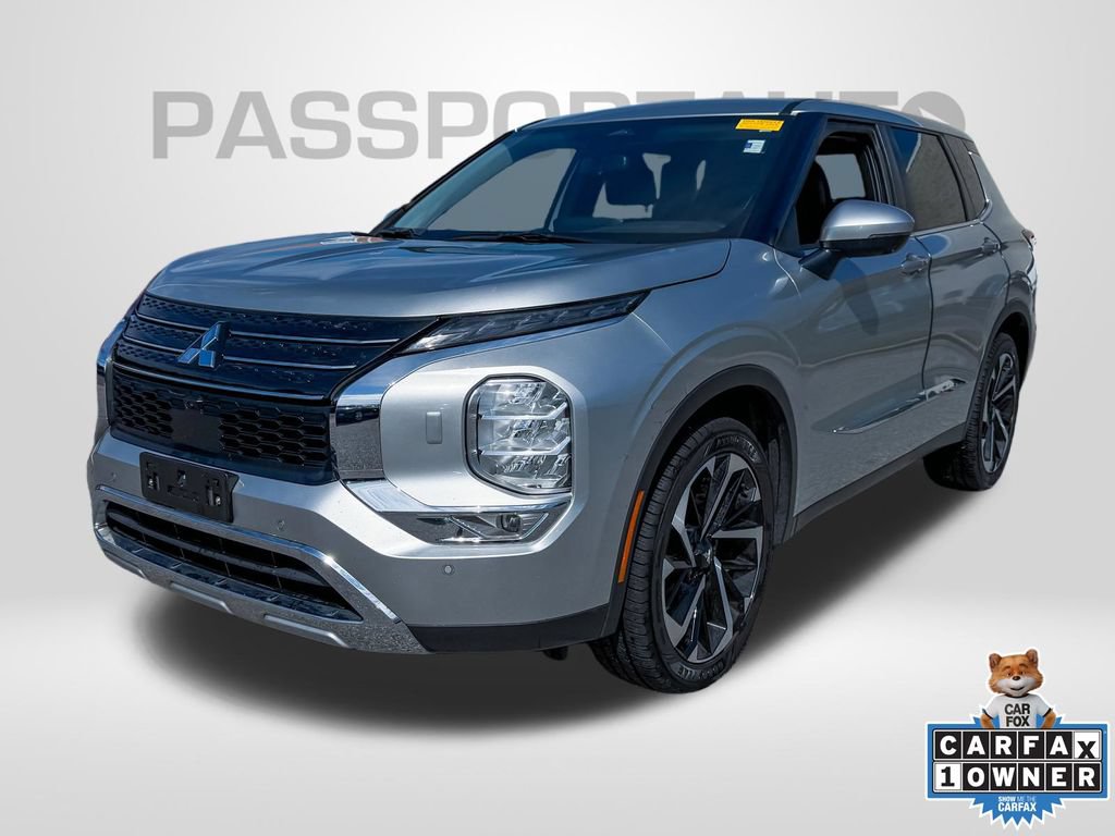 Used 2022 Mitsubishi Outlander SE AWD/4WD image 1