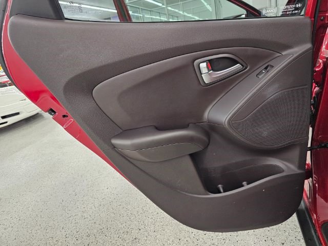 Used 2012 Hyundai Tucson GLS image 24