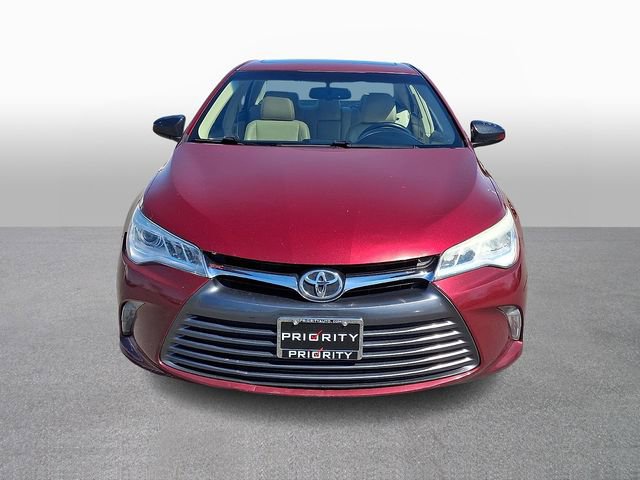 Used 2015 Toyota Camry XLE FWD image 2