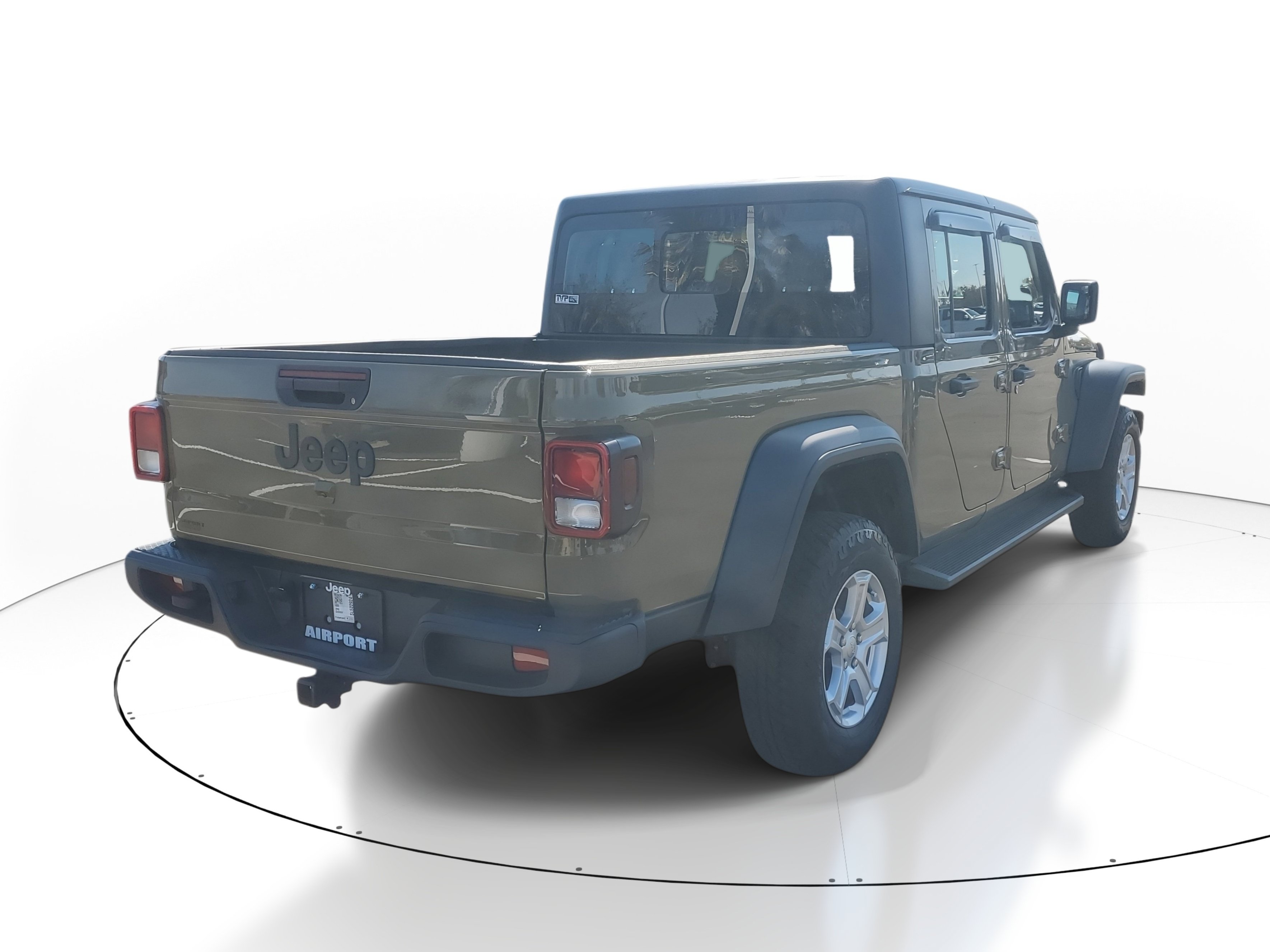 Used 2025 Jeep Gladiator Sport AWD/4WD image 6